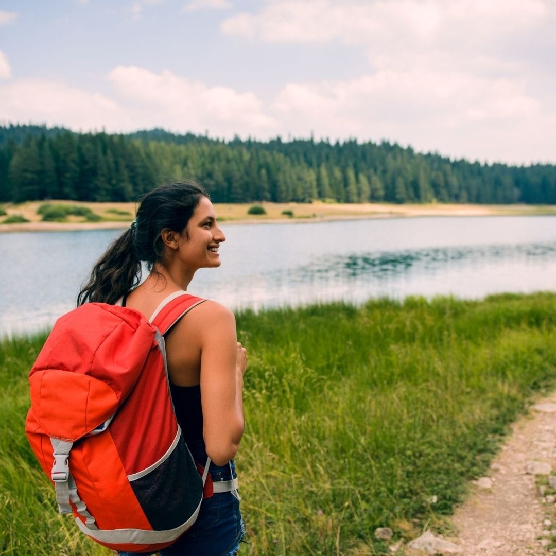 Safety & Connectivity: 20 Essential eSIM Tips for Female Solo Travelers