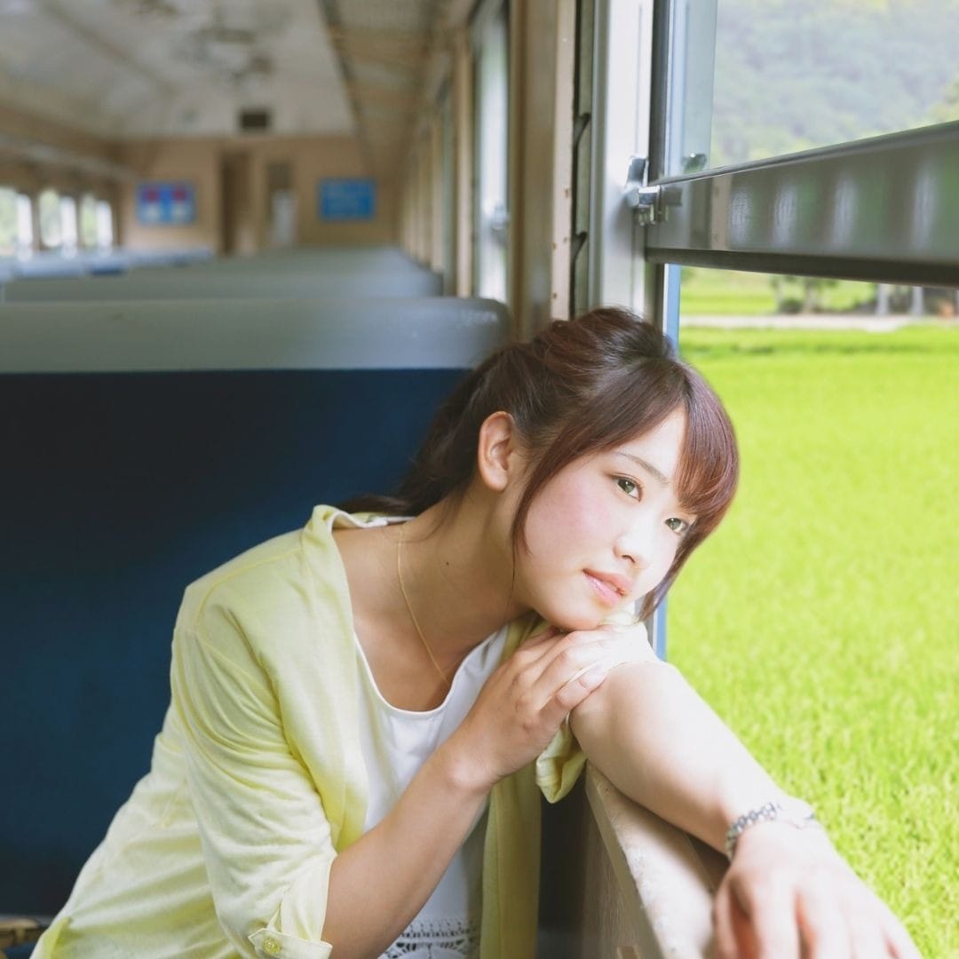 Safety & Connectivity: 20 Essential eSIM Tips for Female Solo Travelers