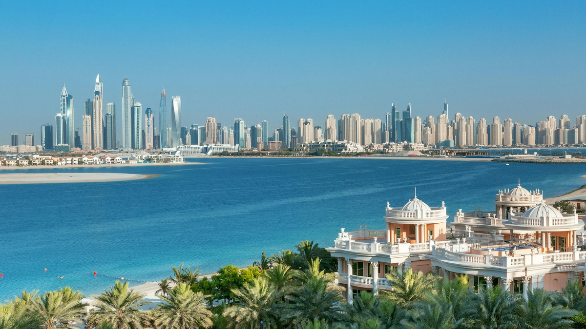 Dubai's Winter Season is Here: 12 Unmissable Attractions for Your 2025 Trip (A First-Timer's Guide)