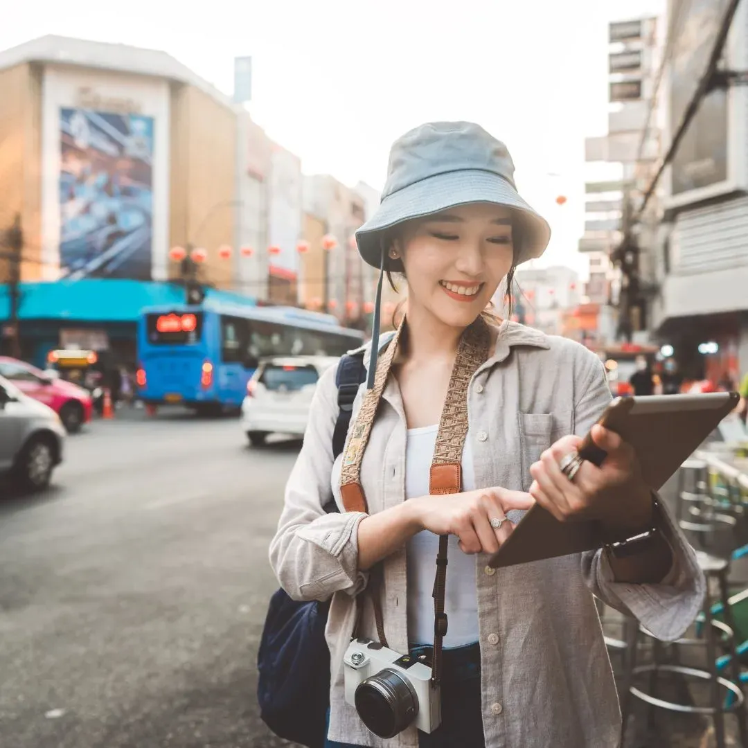 Mastering the Art of Managing Multiple eSIMs for Your US Travels: A Comprehensive Tutorial