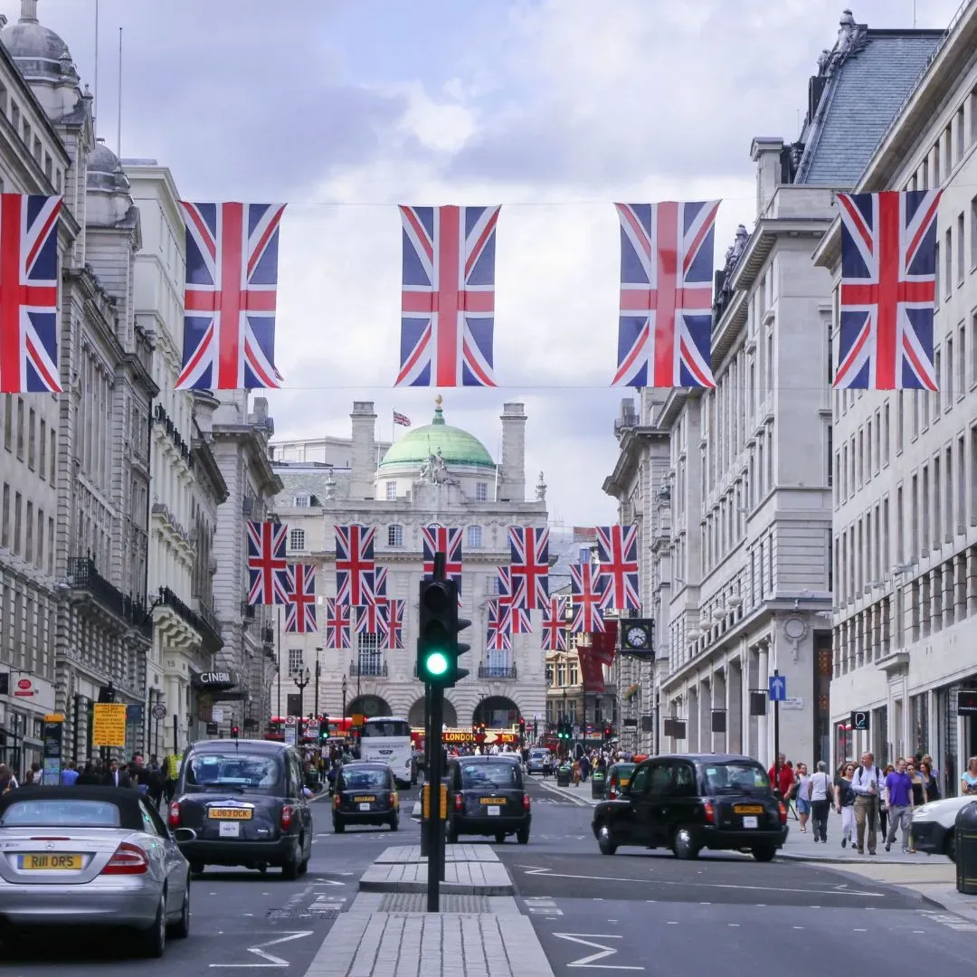 Best eSIM Options for Traveling to the United Kingdom in 2026