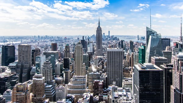 USA eSIM Guide 2025: 30 Essential Questions Answered