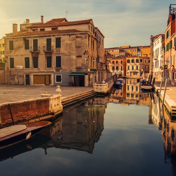 The Best Christmas Markets in Europe : Winter Travel 2025