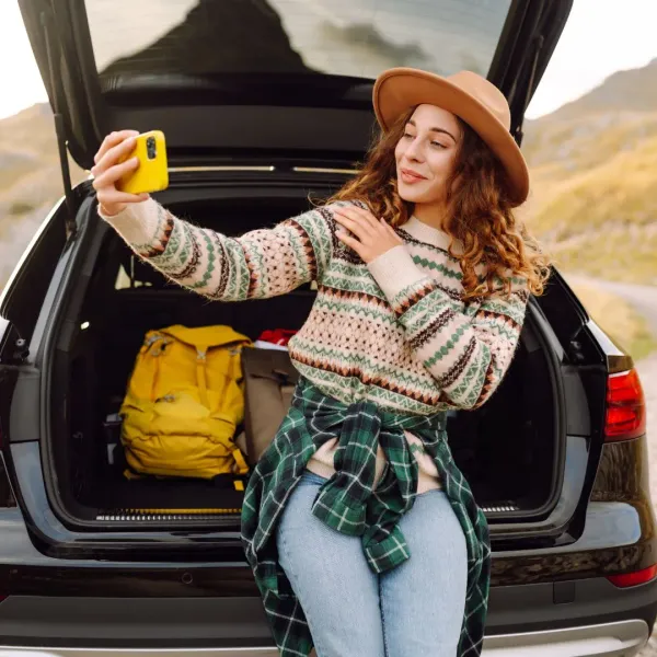 Connectivity Galore: Tips for eSIM Usage on Your US Adventure