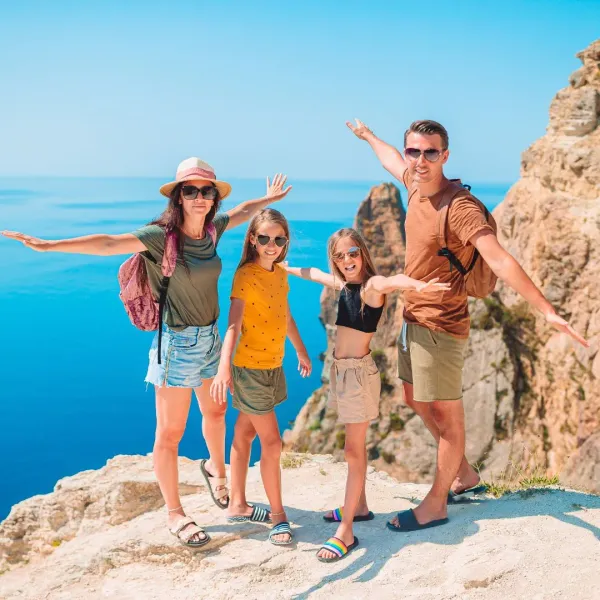 Top 5 Best Places to Travel around the World in Summer with Children